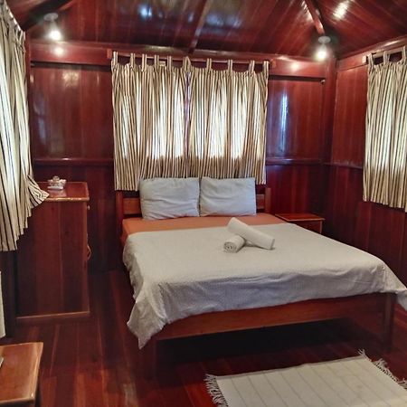 Pahiluna Guesthouse Панглао Экстерьер фото